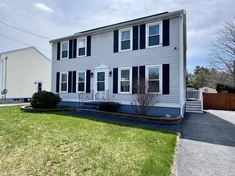 31 Aaron Drive Manchester NH 03109