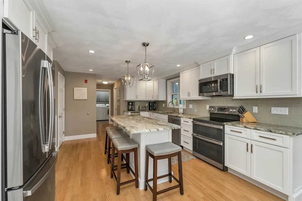 70 Catherine Avenue Hampstead NH 03826