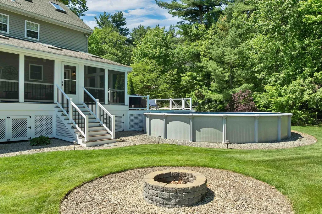 70 Catherine Avenue Hampstead NH 03826