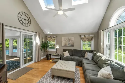 70 Catherine Avenue Hampstead NH 03826