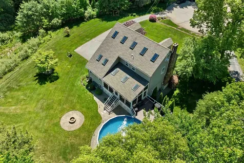 70 Catherine Avenue Hampstead NH 03826