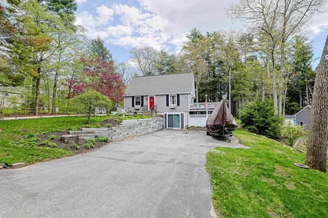 53 Dalton Drive Barnstead NH 03225