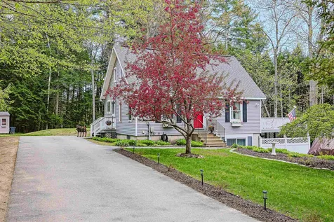 53 Dalton Drive Barnstead NH 03225