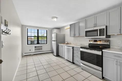 48 Westville Road Plaistow NH 03865