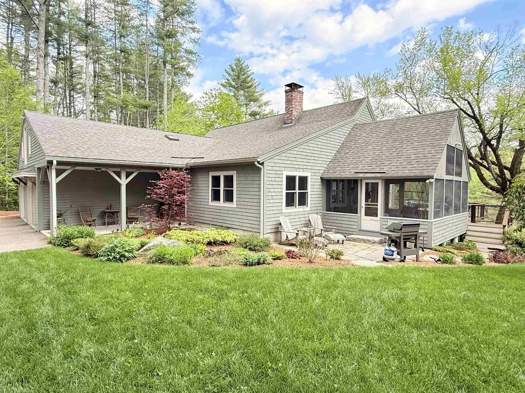 14 Fox Run Road Wilmot NH 03287