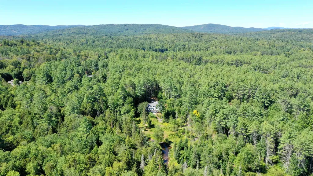 14 Fox Run Road Wilmot NH 03287