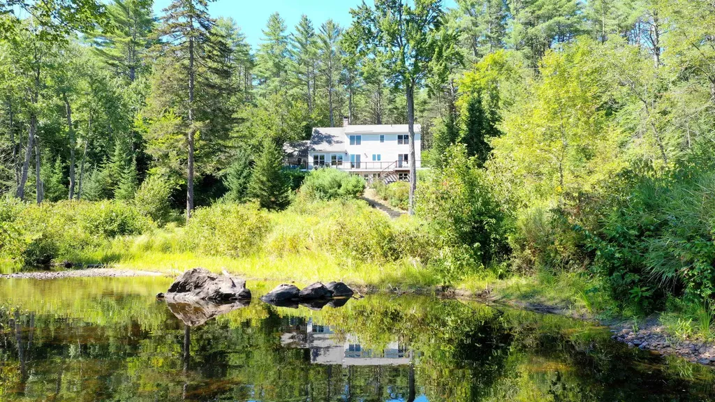 14 Fox Run Road Wilmot NH 03287