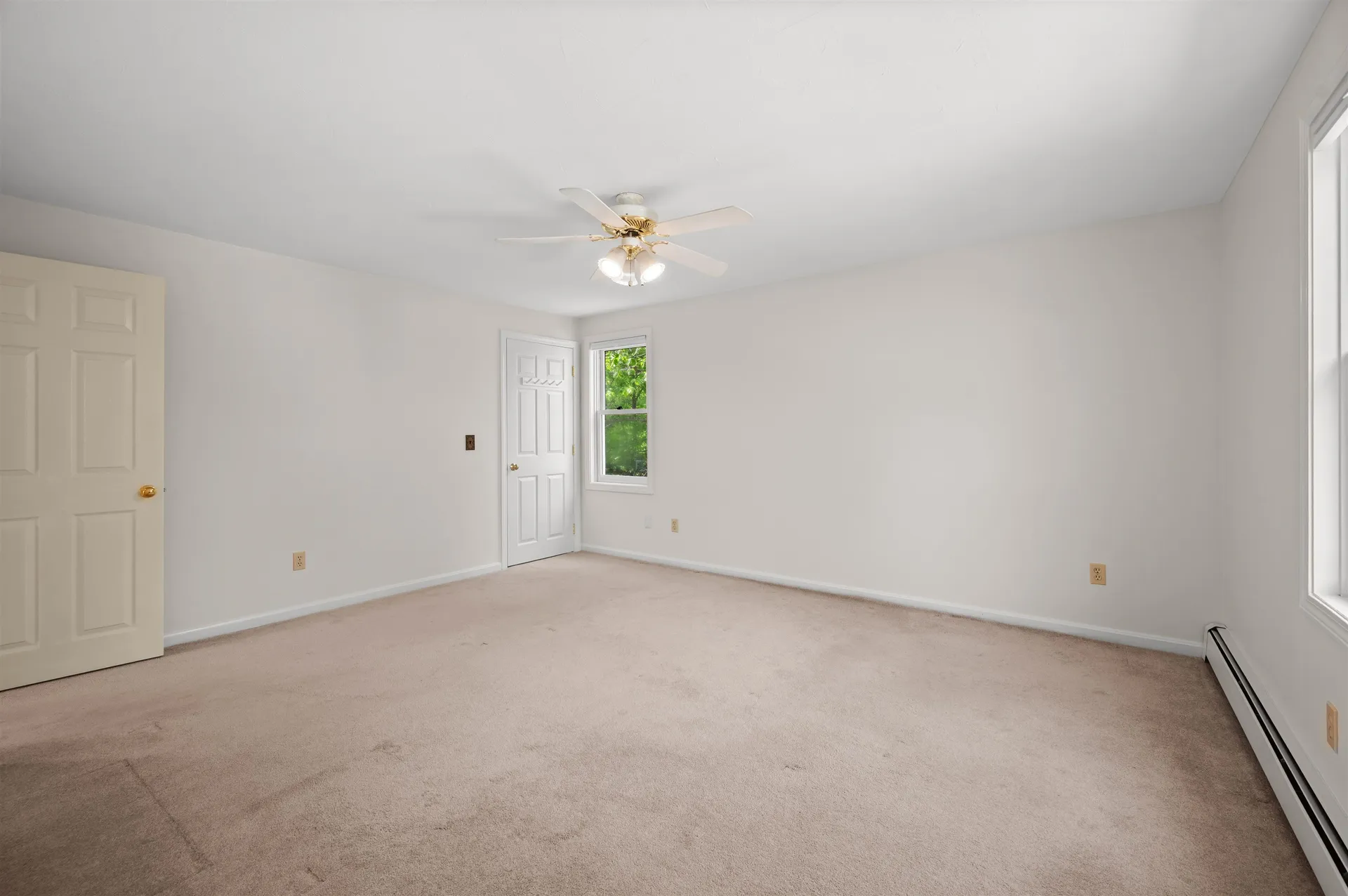 80 Woodlands Drive Epping NH 03042