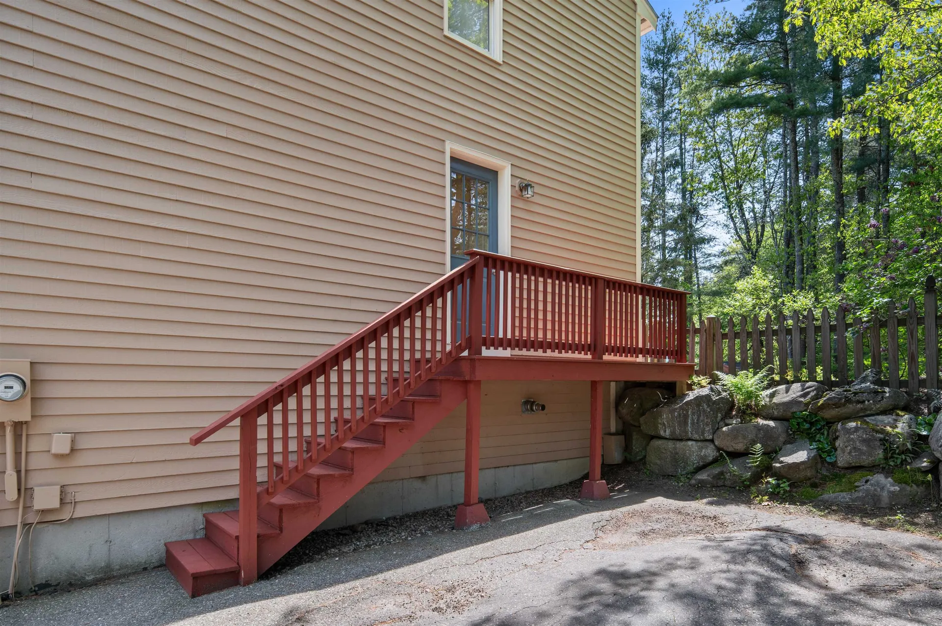 80 Woodlands Drive Epping NH 03042