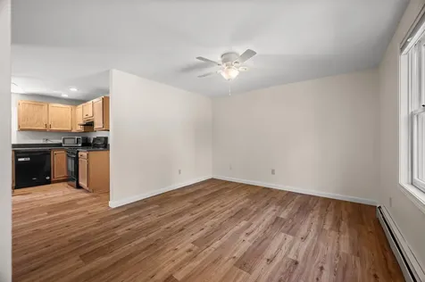 80 Woodlands Drive Epping NH 03042