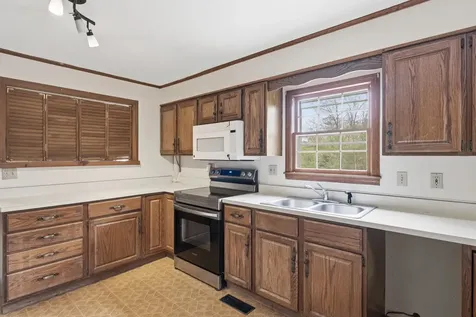 339 George Road Hebron NH 03241