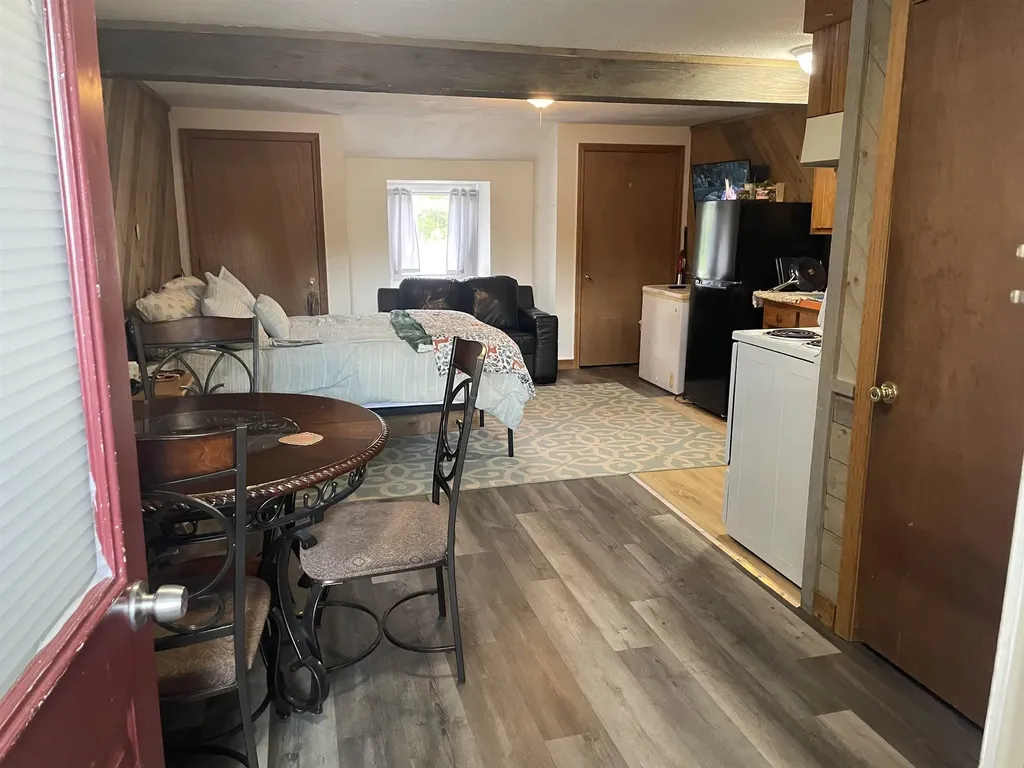 748 Calef Highway Barrington NH 03825