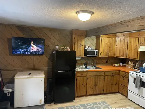 748 Calef Highway Barrington NH 03825