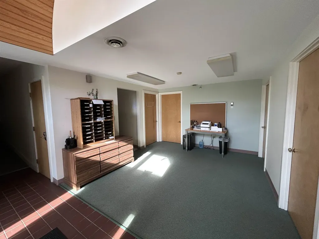 87 Washington Street Conway NH 03818