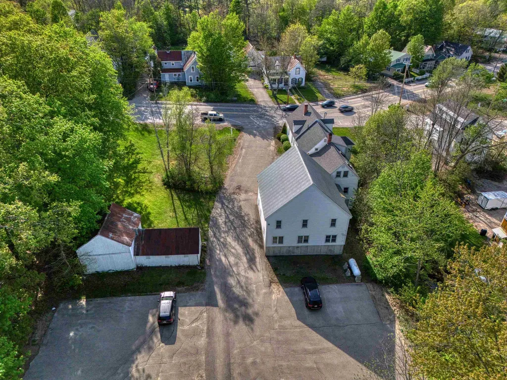 87 Washington Street Conway NH 03818