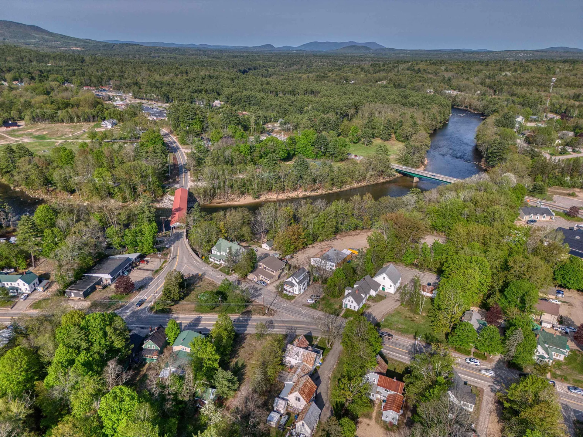 87 Washington Street Conway NH 03818