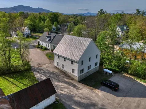 87 Washington Street Conway NH 03818