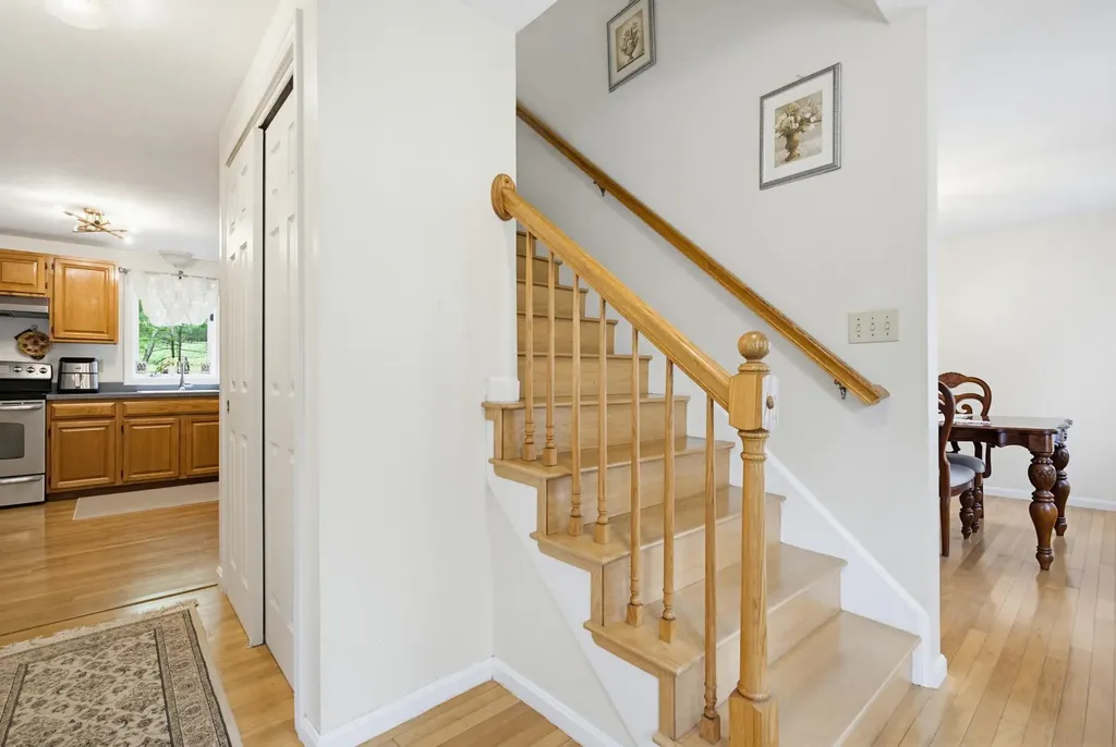 2 Arthur Avenue Hooksett NH 03106