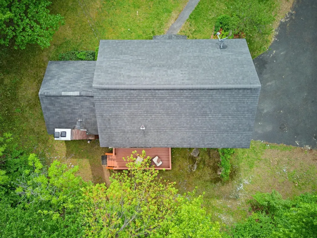 2 Arthur Avenue Hooksett NH 03106