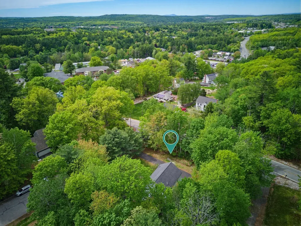 2 Arthur Avenue Hooksett NH 03106