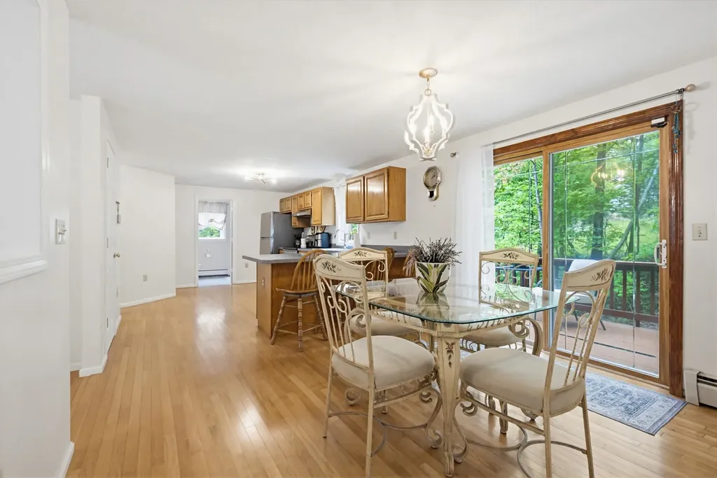 2 Arthur Avenue Hooksett NH 03106