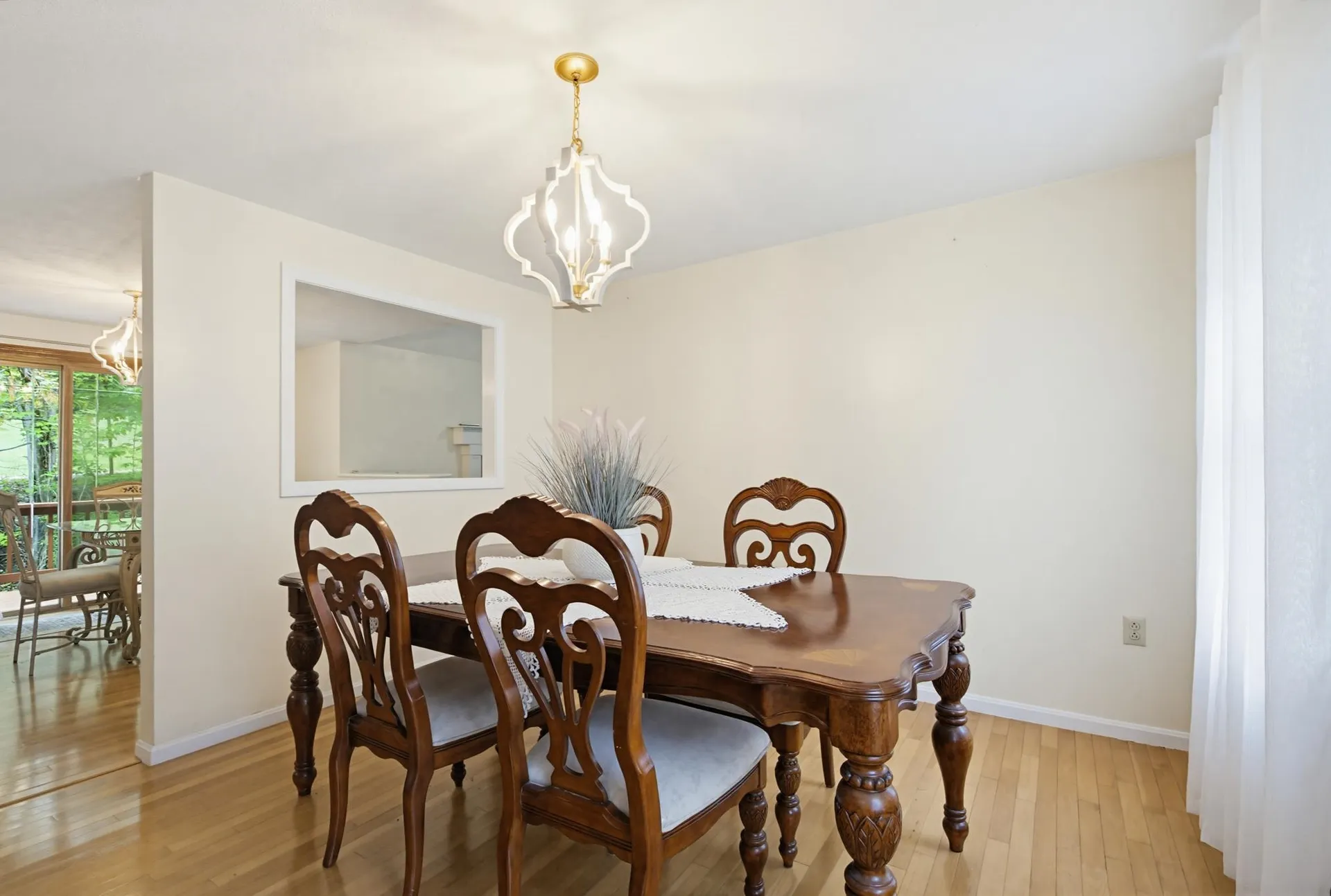 2 Arthur Avenue Hooksett NH 03106