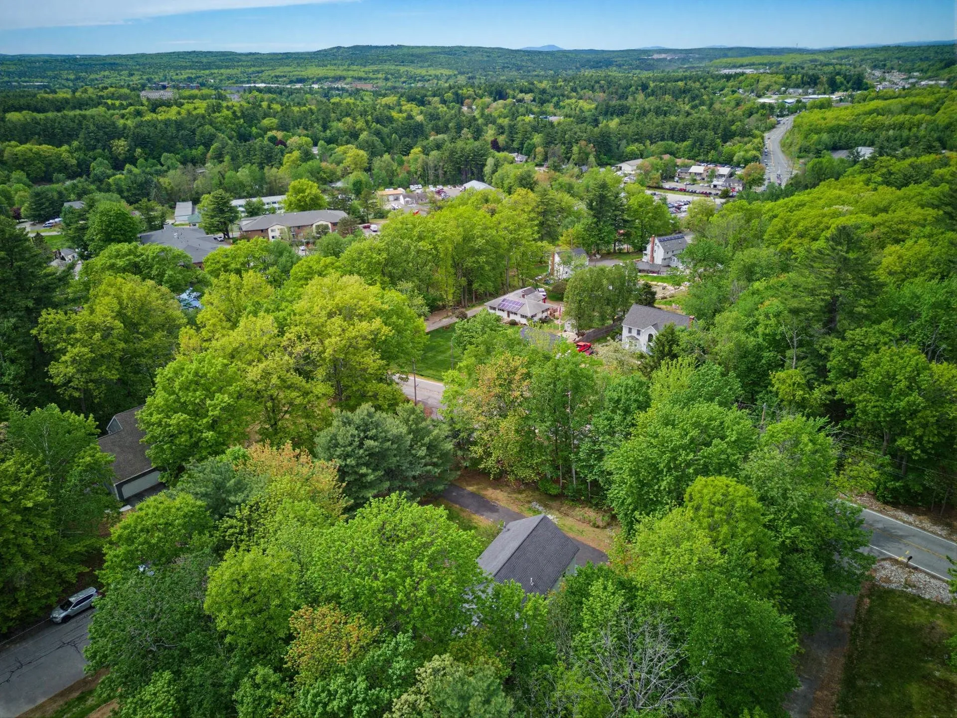 2 Arthur Avenue Hooksett NH 03106