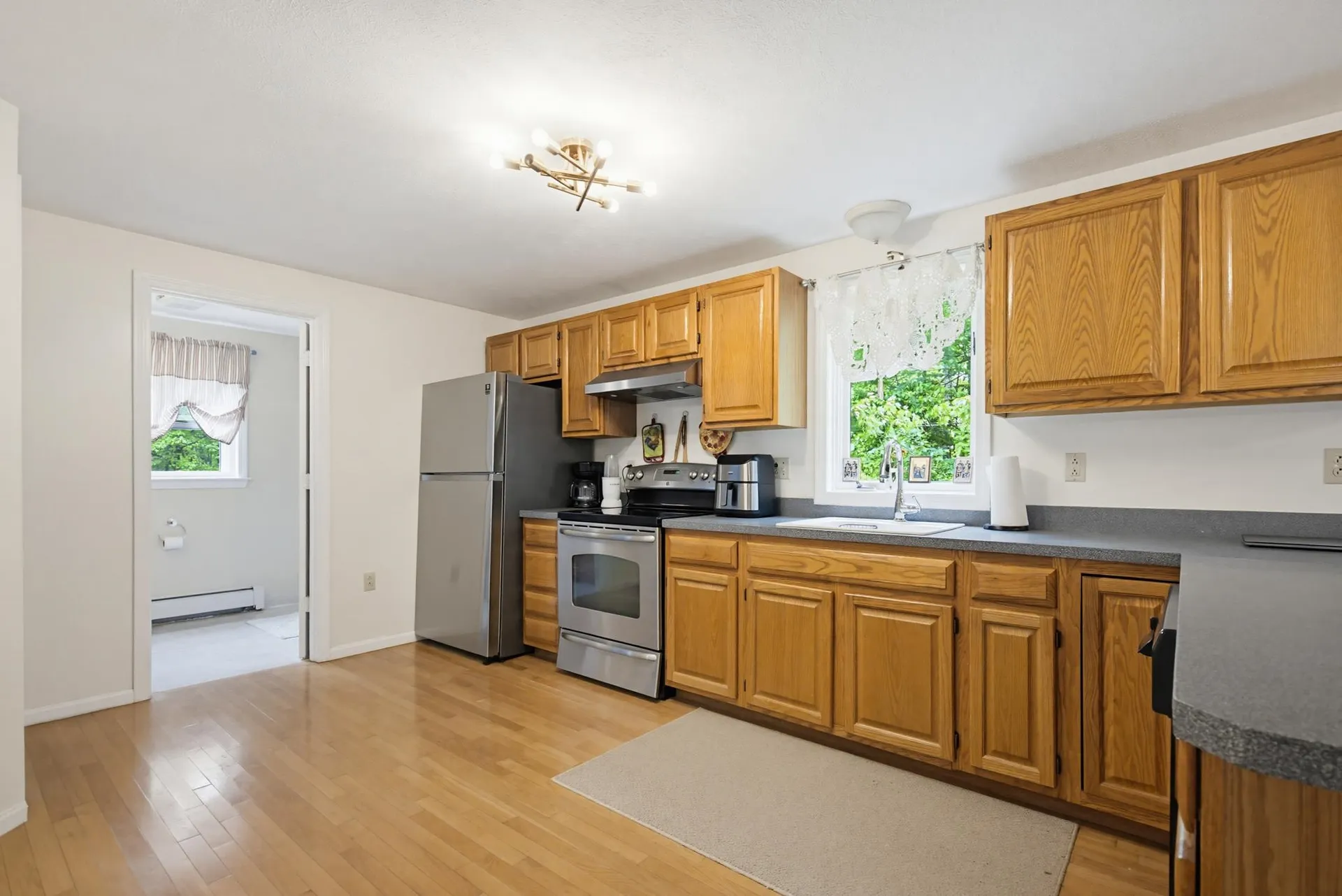 2 Arthur Avenue Hooksett NH 03106