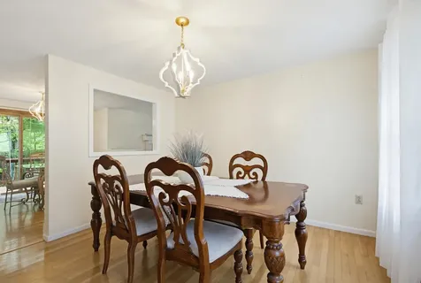 2 Arthur Avenue Hooksett NH 03106