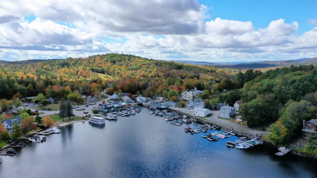471 Edgemont Road Sunapee NH 03782