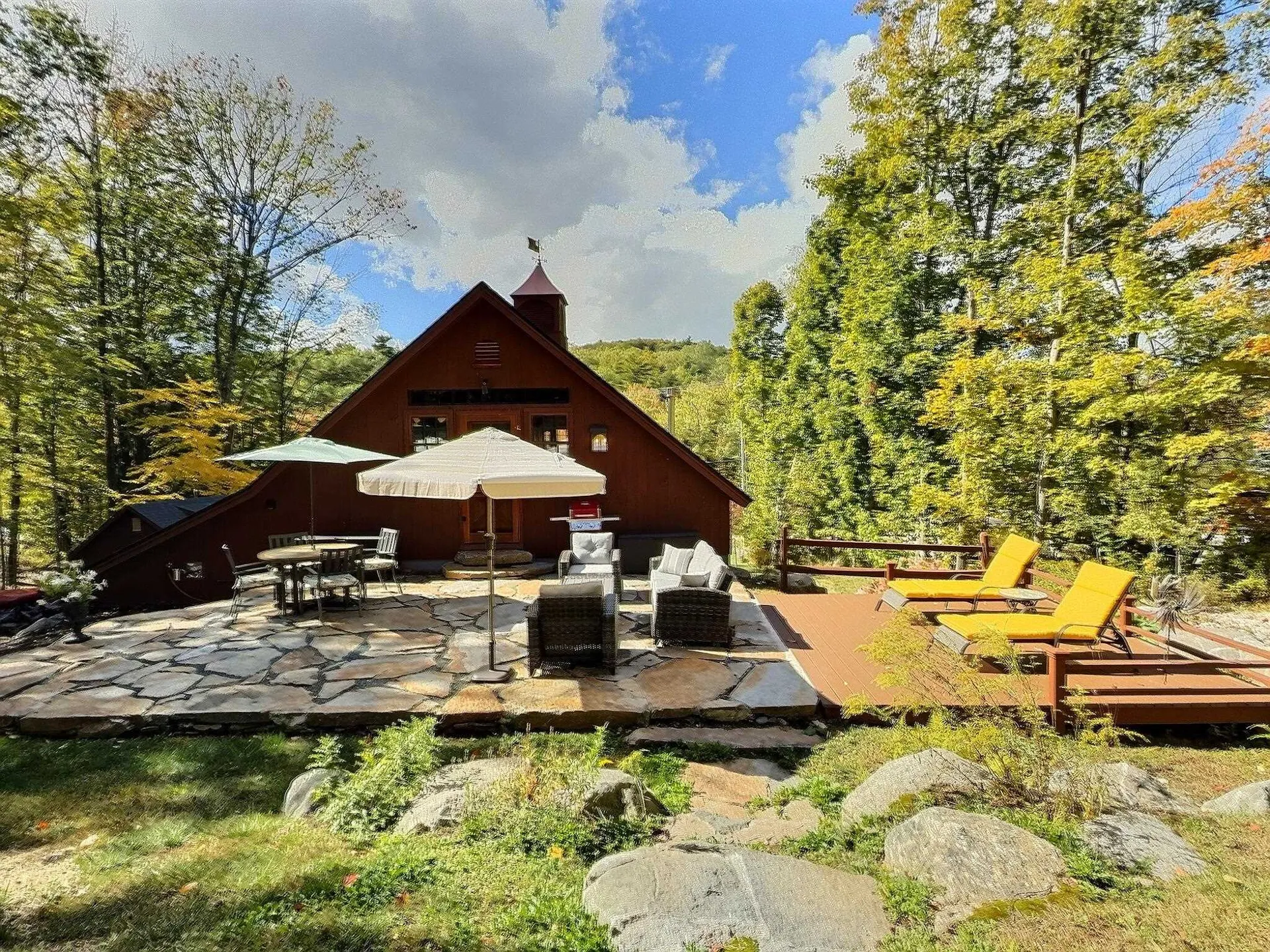 471 Edgemont Road Sunapee NH 03782