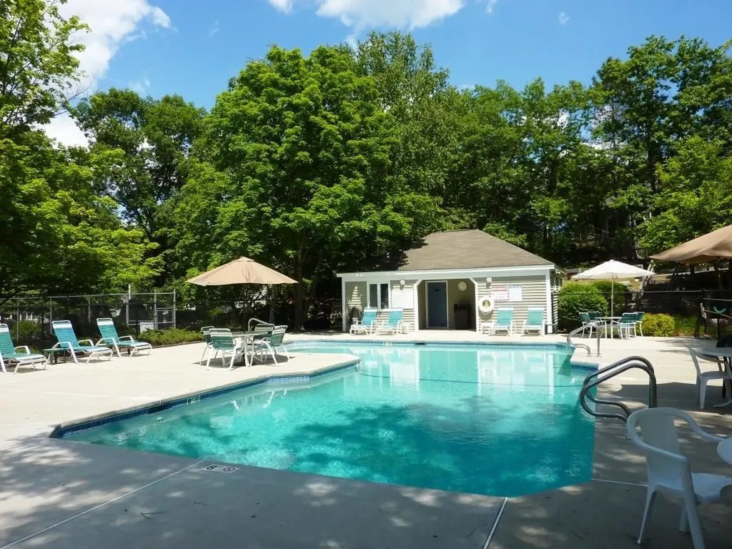 14 Dogwood Drive Nashua NH 03062