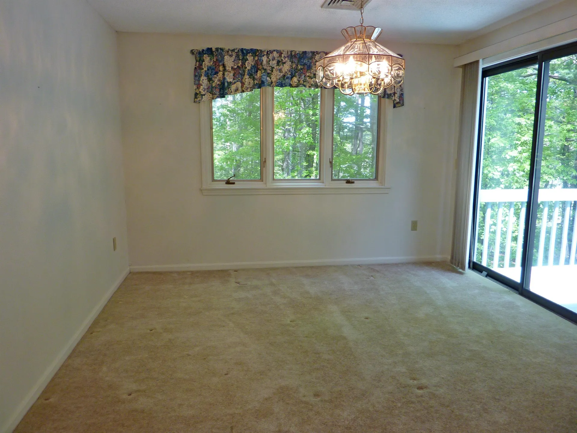 14 Dogwood Drive Nashua NH 03062