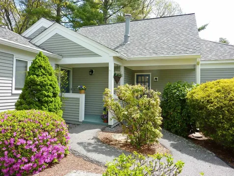 14 Dogwood Drive Nashua NH 03062