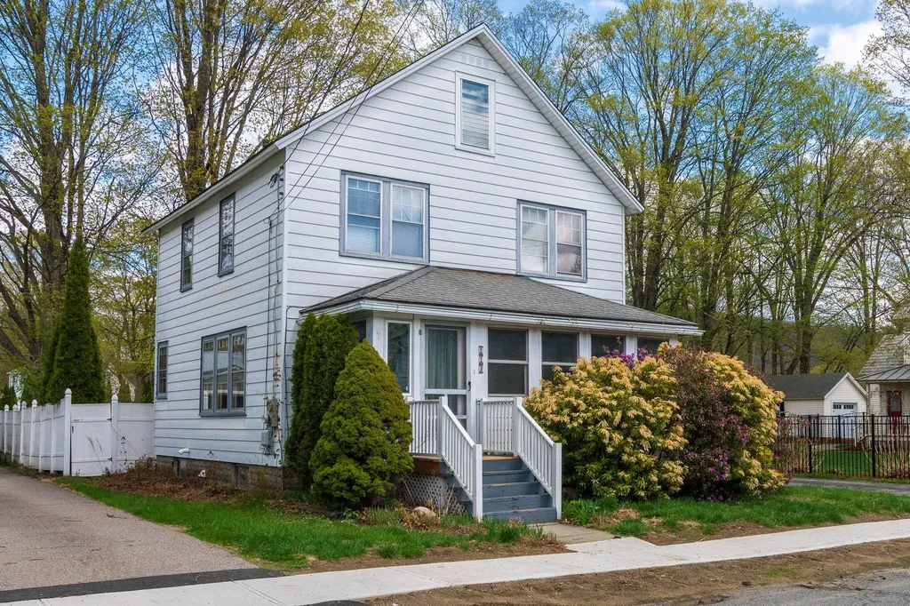 117 Oak Grove Avenue Brattleboro VT 05301