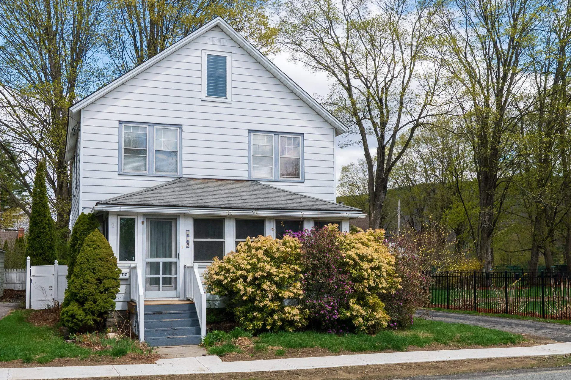 117 Oak Grove Avenue Brattleboro VT 05301