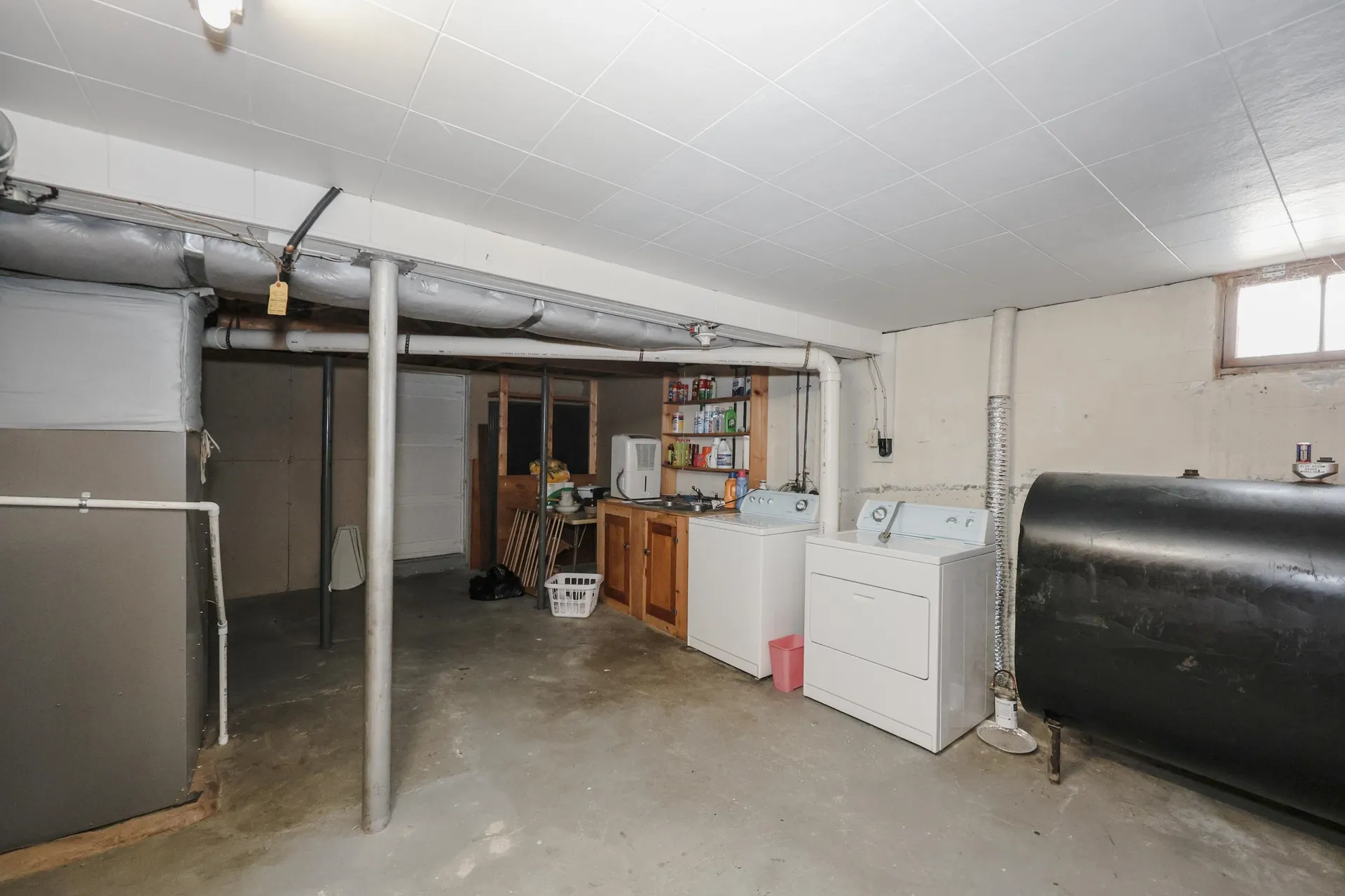 8 Burnham Avenue Nashua NH 03064