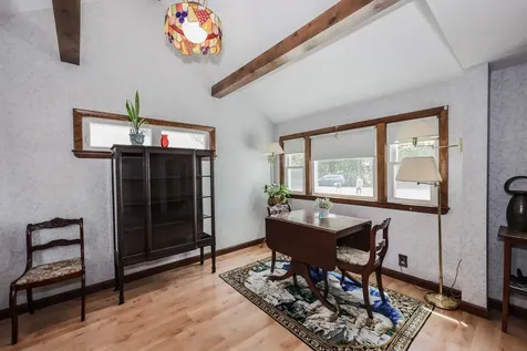 8 Burnham Avenue Nashua NH 03064