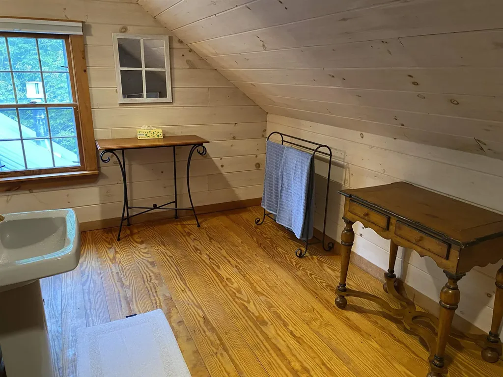 116 Teacher Road Jamaica VT 05343