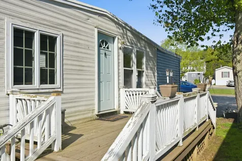 21 Adams Park Rye NH 03870