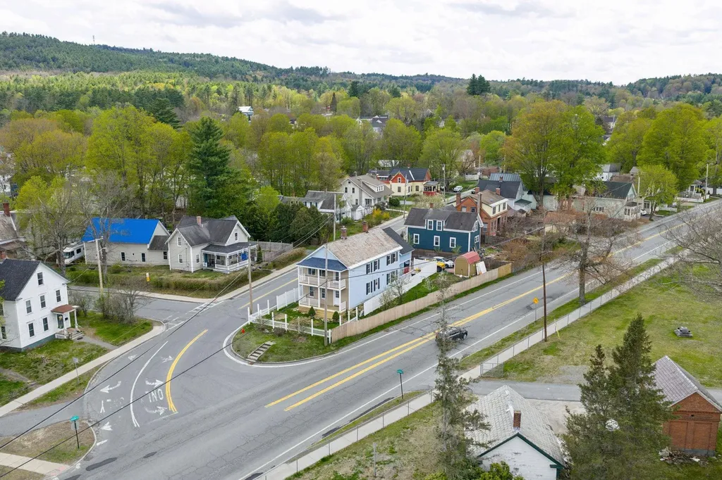 179 Pleasant Street Claremont NH 03743