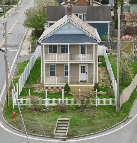 179 Pleasant Street Claremont NH 03743