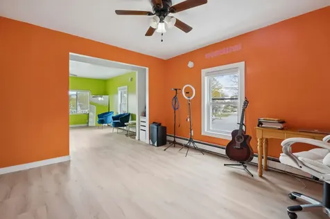 179 Pleasant Street Claremont NH 03743