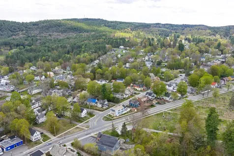179 Pleasant Street Claremont NH 03743