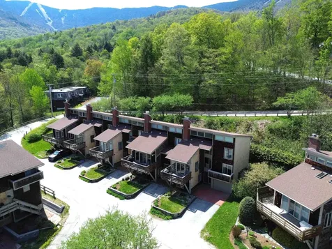 105 Forum Drive Warren VT 05674
