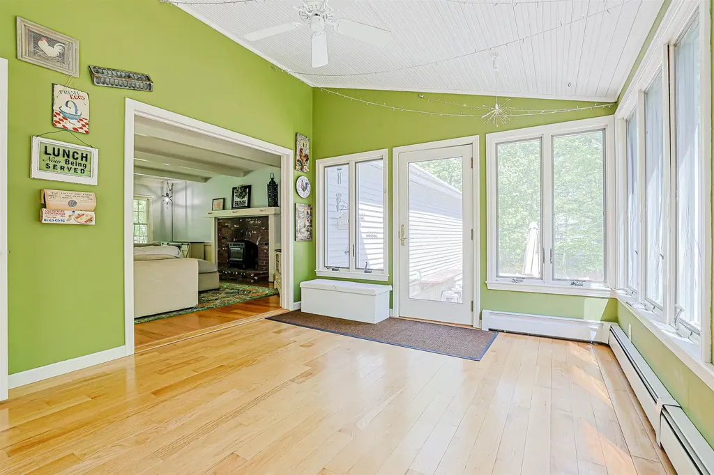 19 Winterberry Drive Amherst NH 03031