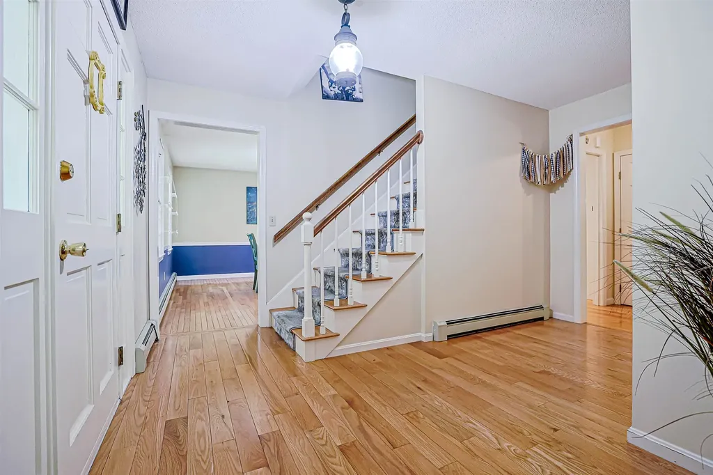 19 Winterberry Drive Amherst NH 03031