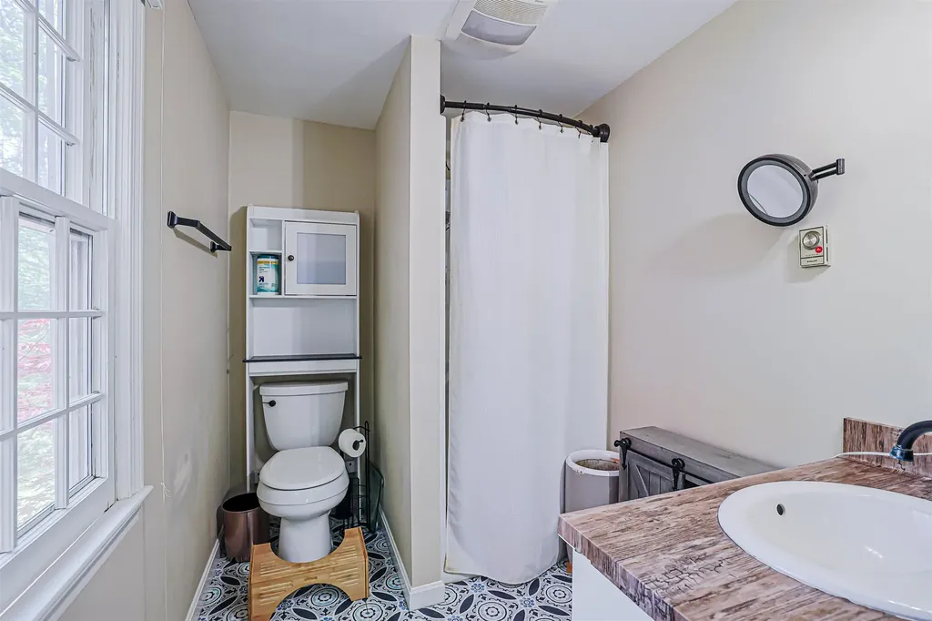 19 Winterberry Drive Amherst NH 03031