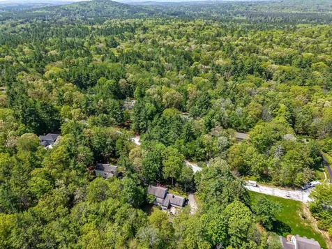 19 Winterberry Drive Amherst NH 03031