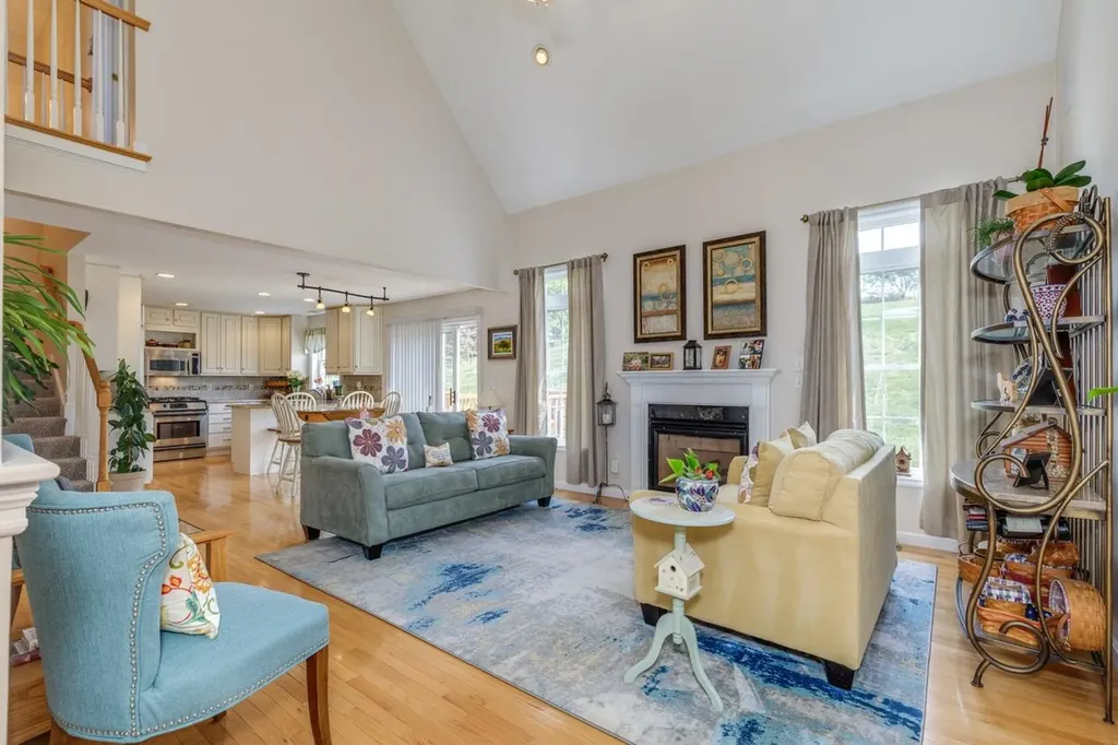 3 South Parrish Drive Londonderry NH 03053